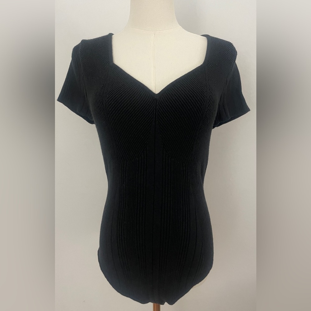 Abercrombie & Fitch Black Short Sleeve Sweetheart Sweater Bodysuit Size Large - Picture 1 of 9
